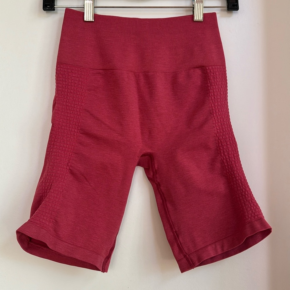 Alphalete Seamless Cycling Shorts in Cherry Icee